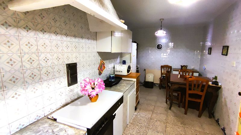 Foto 8b7853fe-30c8-414f-b77c-baf91f7125bf. Towny house with heating parking in Gondomar