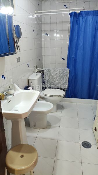 Foto 9fd5cfda-6961-44c7-8c87-18d49033fe76. Towny house with heating parking in Gondomar
