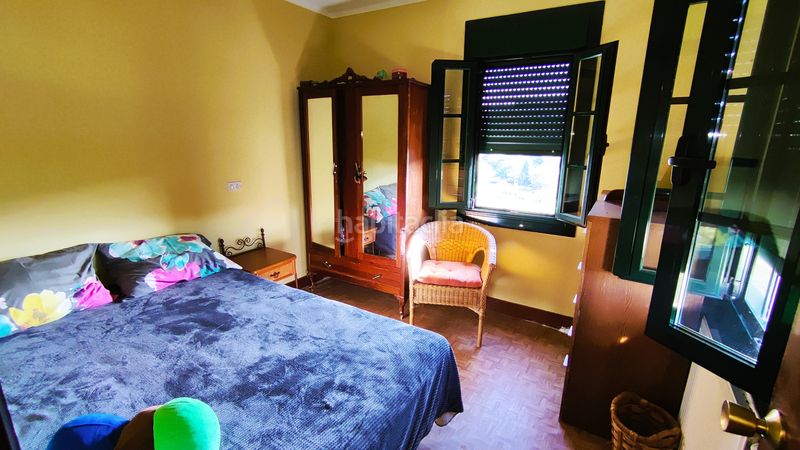 Foto ce2b9a4a-bdad-4556-818b-219d5838fc1a. Towny house with heating parking in Gondomar