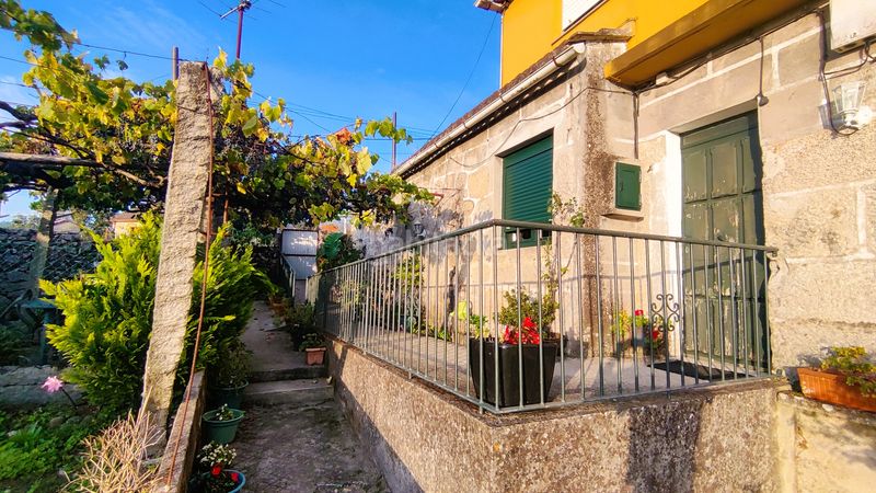 Foto e14d8e9c-c227-468b-b77d-4ab3ca16a3ad. Towny house with heating parking in Gondomar