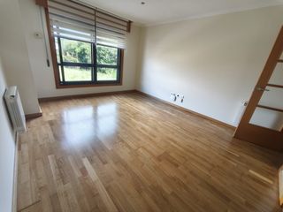 Lloguer Pis a Rúa pontenova 2. Alquiler piso o porriño para todo el año