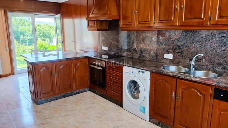 Foto 1358b638-81d0-4d53-b018-1cb8a0462809. Xalet amb aparcament a Panxón Nigrán