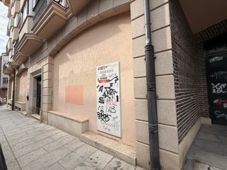 Local Comercial a Calle las Milicias
