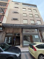 Office space in Calle San Atilano