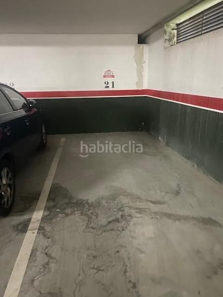Foto b8b13f6d-8473-49d3-9adc-ae1db9bc07c6. Alquiler parking coche en n/a se alquilan plazas de garaje en sonsoles en Ávila