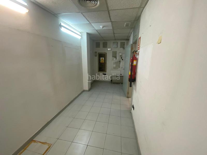 Foto c1ec623a-ffe7-4625-9f62-6aa51f851eb2. Lloguer local comercial amb calefacció a Estación Ávila