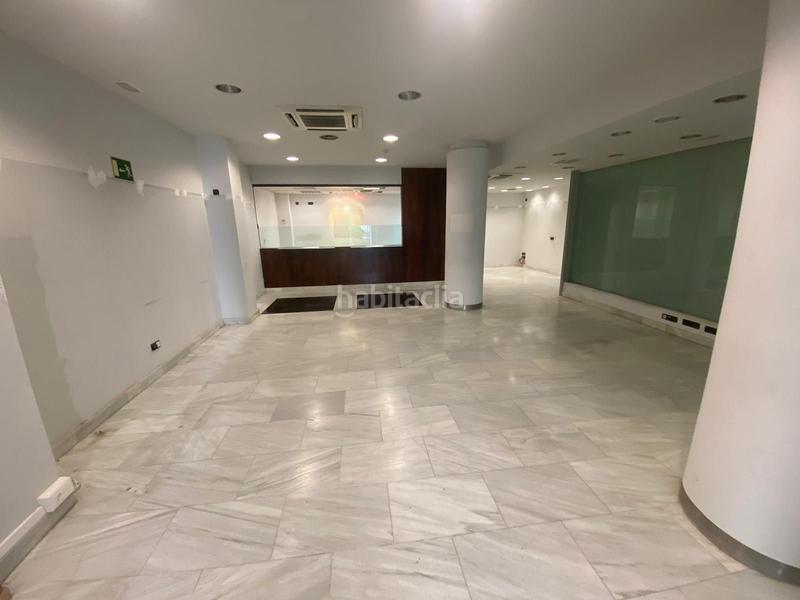 Foto c91d5c1f-0bf7-4b13-bd6e-9f0f46cfa77e. Rent business premise with heating in Estación Ávila