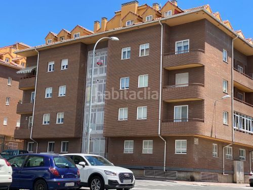 Foto 933128a3-a36e-41d2-ad4c-308655c4c0ae. Pis amb calefacció aparcament a Santo Tomás Ávila