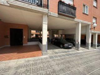 Parking voiture  N/a. Plazas de garaje en barrio de la universidad