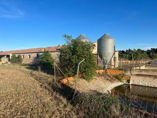 Bâtiment à usage industriel  N/a. Nave en fuentepelayo, segovia