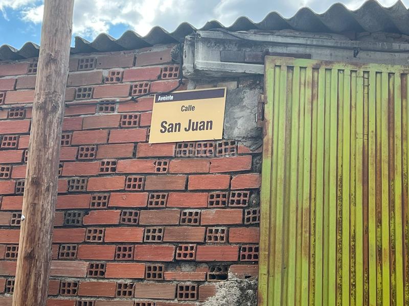 Foto 4e23cbf3-ce57-46b1-b79a-d5ddcb26f467. Terreno residencial solar urbano , ávila en Aveinte