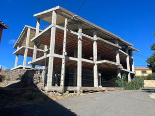 Terrain résidentiel  Av-941. Finca de 1150m2 - estructura de edificio con proyecto y licencia