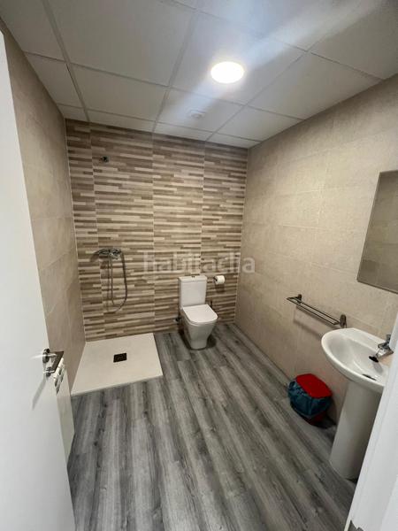 Foto 78282876-7001-4808-a1e3-4e3c67303ead. Local comercial a Navas del Marqués (Las)
