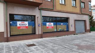 Lloguer Local Comercial  N/a. Local en avenida juan pablo ii
