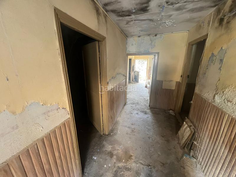 Foto f0d1e42f-0dff-45c4-b942-a73b07bd4011. Casa aparellada a Murallas Ávila