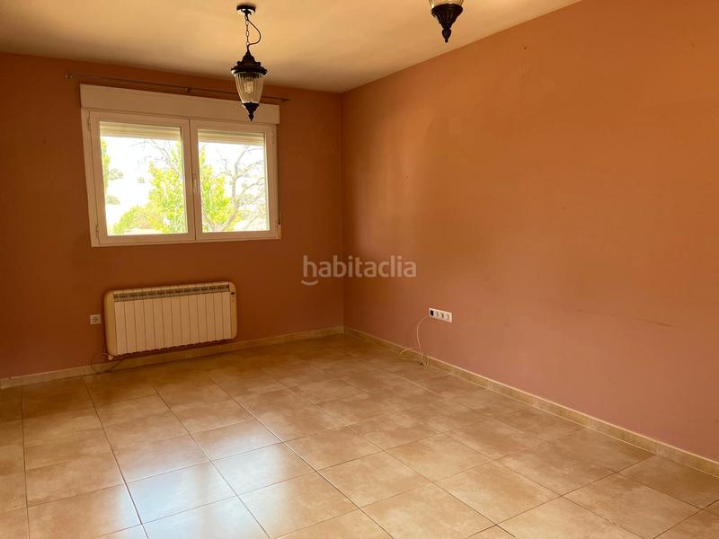 Foto ea2299a4-609c-47dd-896b-02e2abc2f95b. Xalet amb xemeneia calefacció a Peñalba de Ávila