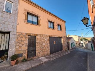Casa pareada  Calle oeste. Chalet en aldea del rey niño