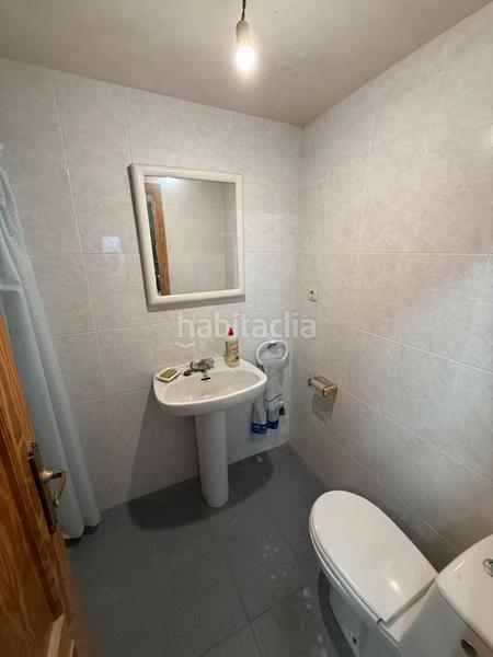 Foto 686faae9-e157-4e49-a10c-db0ae34a9ccf. Casa aparellada amb xemeneia calefacció aparcament a Ávila