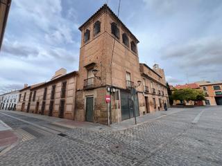 Édifice  Plaza alfonso xiii. Convento de concepcionistas franciscanas descalzas de manzanares