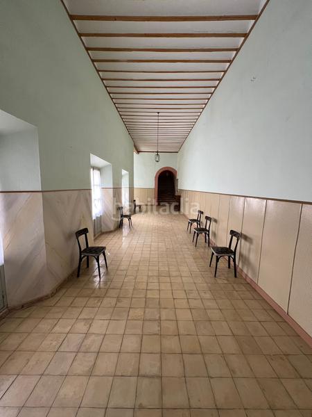 Foto bdd75411-64d9-4e1c-a403-654a53b2072d. Building in Manzanares