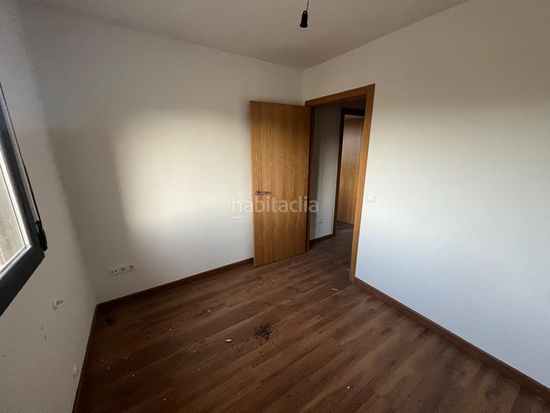 Foto 0da8e999-e468-4ee7-9bd1-f66878701f71. Edificio lote de 13 chalet en el tiemblo en Tiemblo (El)