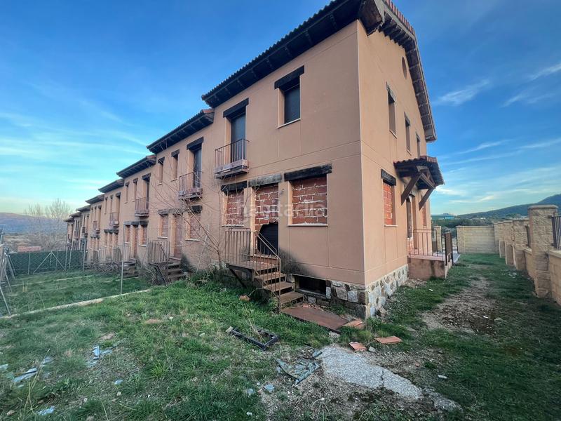 Foto 46805611-e5d1-4f2e-b80d-a473c5536be8. Edificio lote de 13 chalet en el tiemblo en Tiemblo (El)