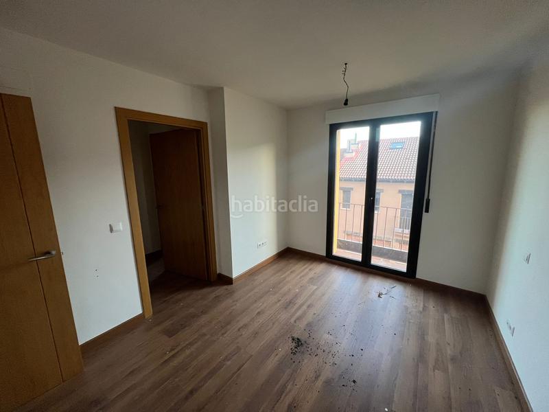 Foto 53d1082d-a292-40f4-a497-26f408259c46. Edificio lote de 13 chalet en el tiemblo en Tiemblo (El)