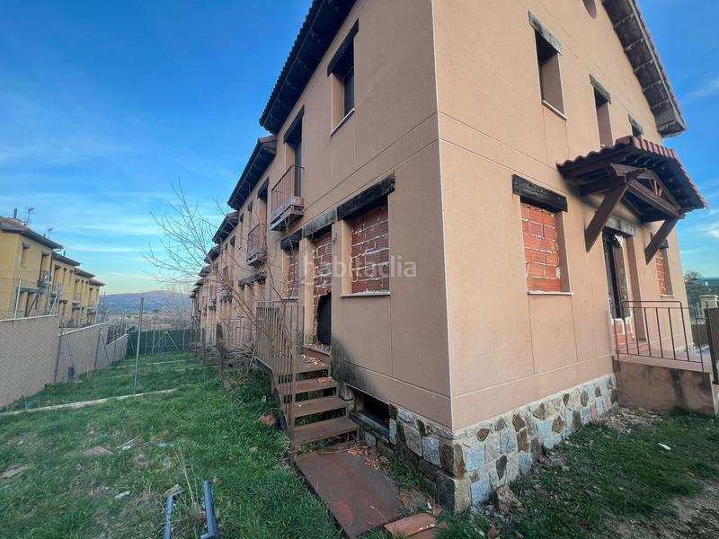 Foto 6993f44a-7066-4e25-adea-3361cb2007d9. Edificio lote de 13 chalet en el tiemblo en Tiemblo (El)