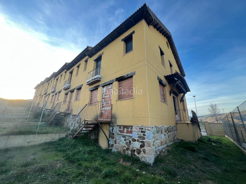 Foto c9951f44-3faa-4472-85d5-7c82fd9881bc. Edificio lote de 13 chalet en el tiemblo en Tiemblo (El)