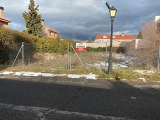 Terreny residencial a Calle las cogotas 2. Solar urbano en hervencias