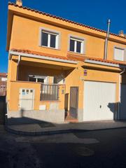 Maison jumelée  Travesía santo tomé. Chalet pareado en san pedro del arroyo
