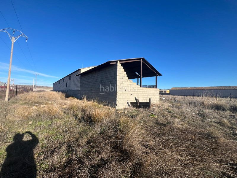 Foto 5b166e6e-9aa4-4f86-a0af-b00e0f52ca63. Nau industrial a Colilla (La)