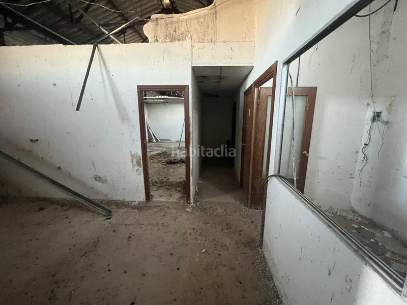 Foto a55f8d21-da24-4903-a547-bc9b157965c2. Nau industrial a Colilla (La)