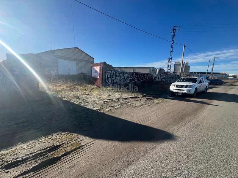 Foto ef747768-a813-4157-bb1a-03c689d94dc6. Nau industrial a Colilla (La)