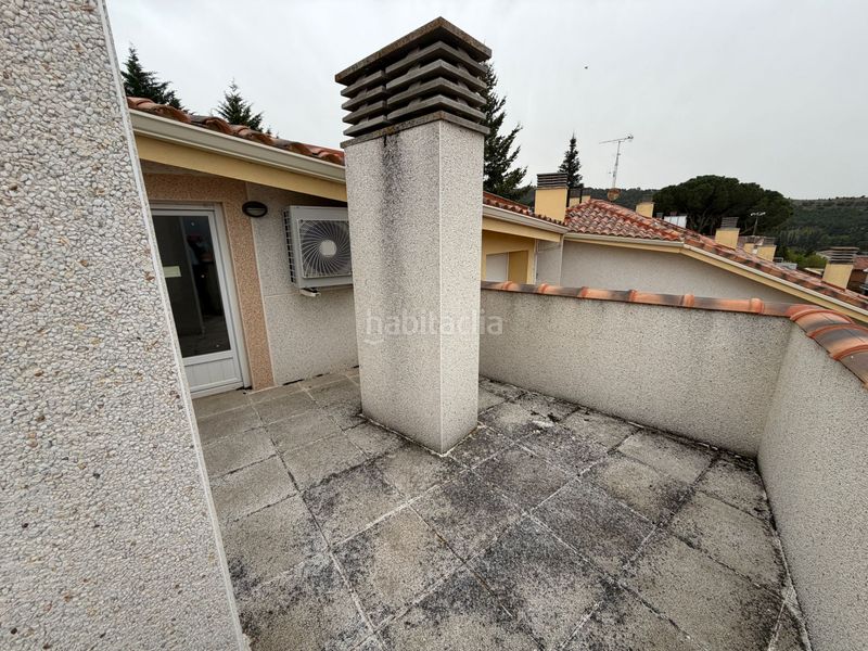 Foto 80240f82-ae9f-4a52-b527-20738345bedf. Àtic amb calefacció a San Bartolomé de Pinares