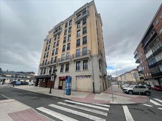 Local commercial  Calle banderas de castilla. Local en banderas de castilla