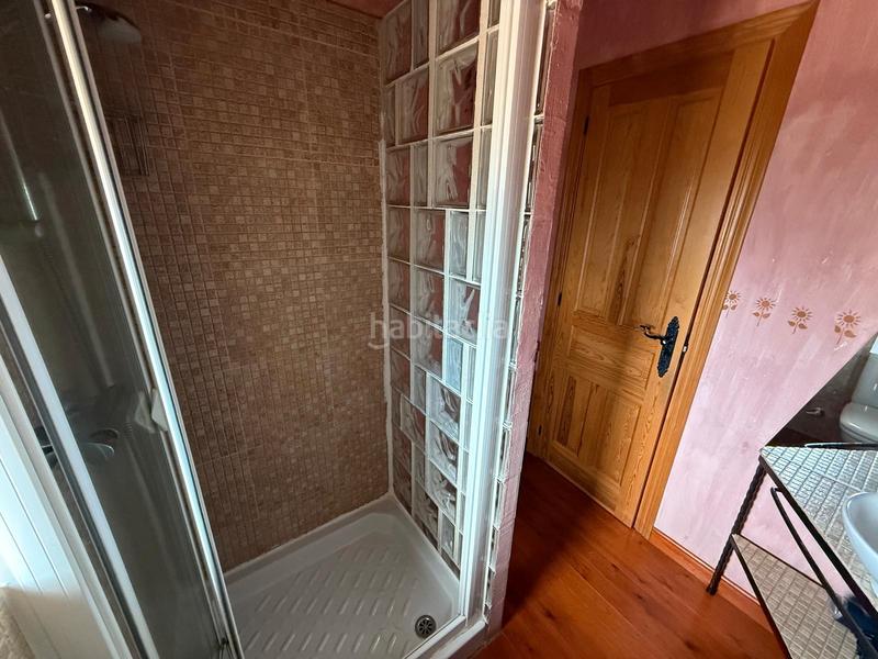 Foto 5b43d6a5-034a-424a-ad08-c0ac53d6347c. Casa aparellada amb xemeneia calefacció a Torre (La)