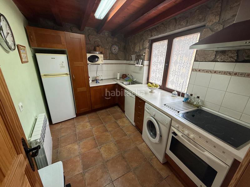 Foto 6ba260c4-d3f9-4e78-93c8-7189dbf705b7. Casa aparellada amb xemeneia calefacció a Torre (La)