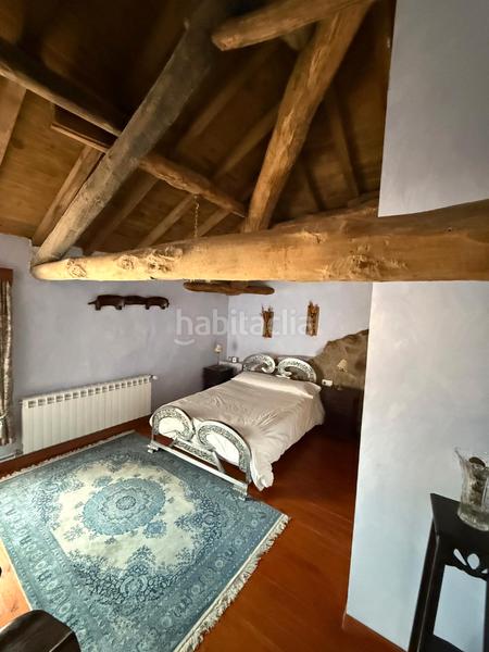 Foto 75f10f4c-ecc6-4545-b51a-d1234f7399b3. Casa aparellada amb xemeneia calefacció a Torre (La)