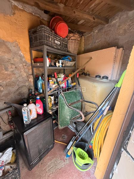 Foto 868b1d47-4391-4409-abab-3ab859c90538. Casa aparellada amb xemeneia calefacció a Torre (La)