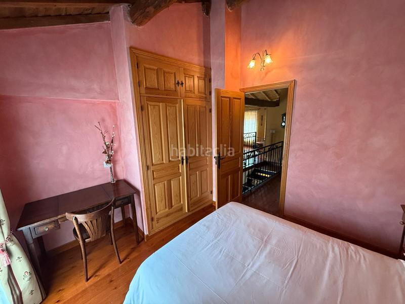 Foto 915dfe4f-dd07-42f8-98f1-9b8a7def5424. Casa aparellada amb xemeneia calefacció a Torre (La)