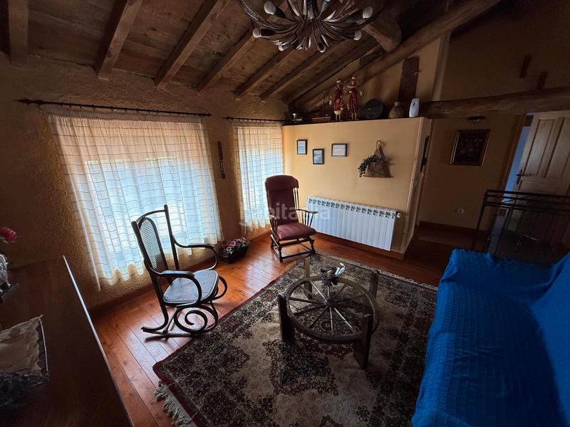 Foto a1fb5bfc-33e0-420e-9a87-df48f82ce045. Casa aparellada amb xemeneia calefacció a Torre (La)