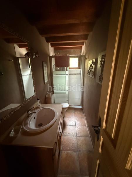 Foto a3bd4763-327b-4873-a993-903d29d10dd4. Casa aparellada amb xemeneia calefacció a Torre (La)