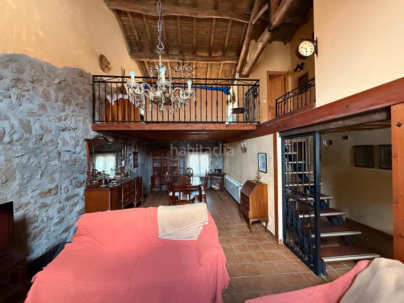 Foto c9286ba7-f909-4774-a0b0-c77af9dfe8b4. Casa aparellada amb xemeneia calefacció a Torre (La)