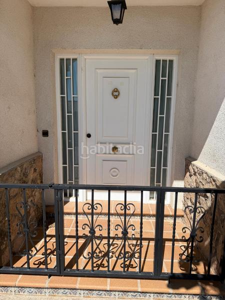 Foto 154bc7bc-d2cf-4a55-adeb-8f688941bbdc. Chalet  con parcela y naves en la torre en Torre (La)