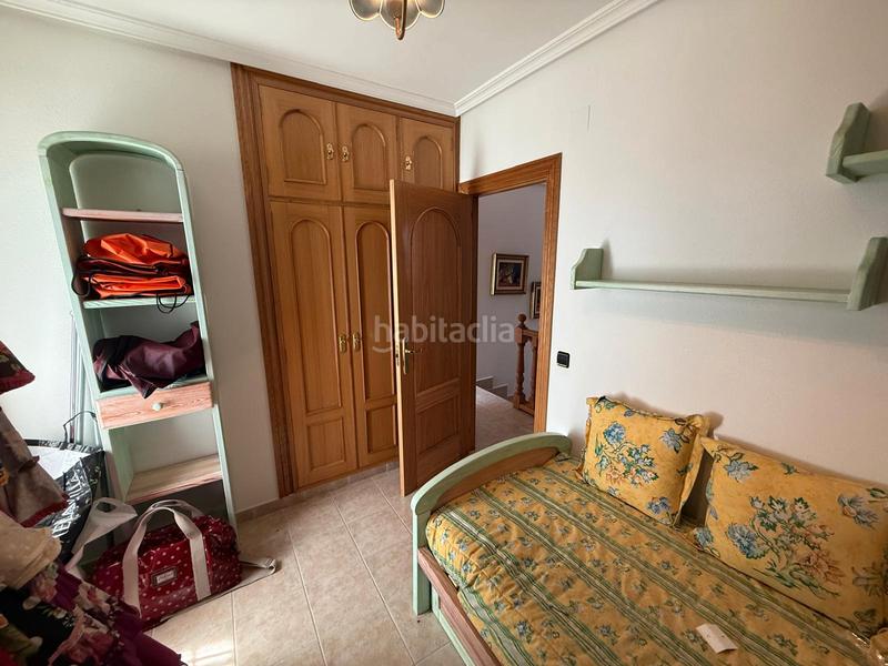 Foto 4e914fc1-b7bd-48d3-ac86-5a4d3356977b. Chalet  con parcela y naves en la torre en Torre (La)