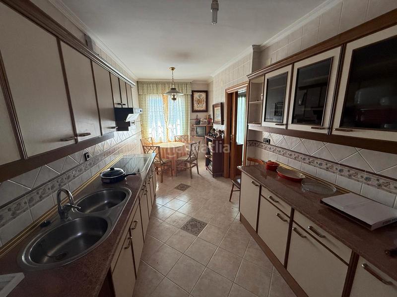 Foto 7425e263-9495-411e-8428-cc94d902f6ec. Chalet  con parcela y naves en la torre en Torre (La)