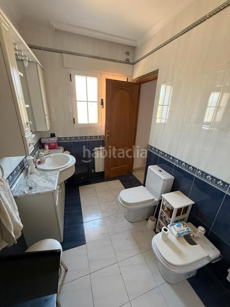 Foto 87e866db-4bce-4749-801b-fc875ab5ac3b. Chalet  con parcela y naves en la torre en Torre (La)