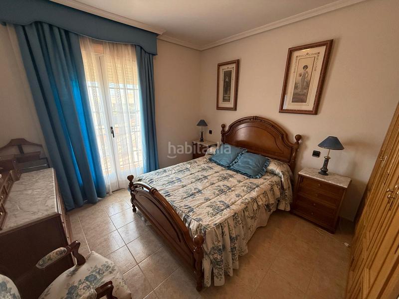 Foto ab9a5a48-8905-4427-ab9f-d1fa6cadb427. Chalet  con parcela y naves en la torre en Torre (La)