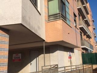 Local commercial  Avenida de los derechos humanos. Local en avenida de derechos humanos, sonsoles